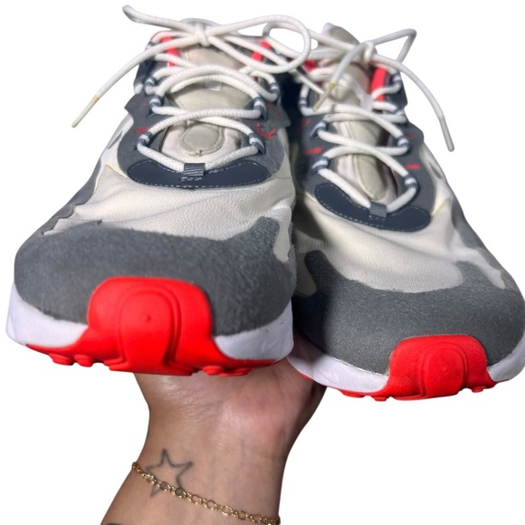 Nike Air Max 270 React 12 - Picture 8 of 14